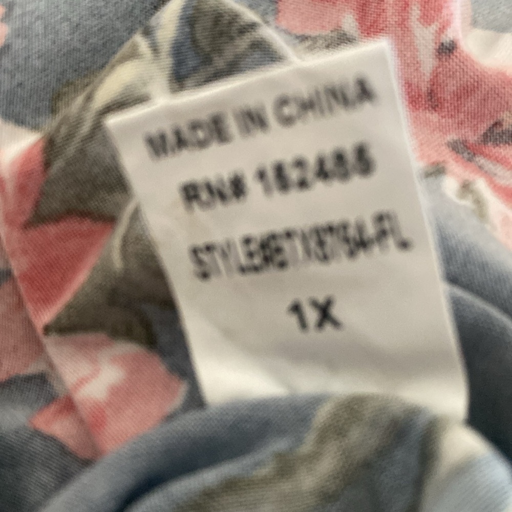 NWT: Papermoon Basima Back detail Knit Tank in Navy floral Size 1X Stitchfix - Picture 10 of 10
